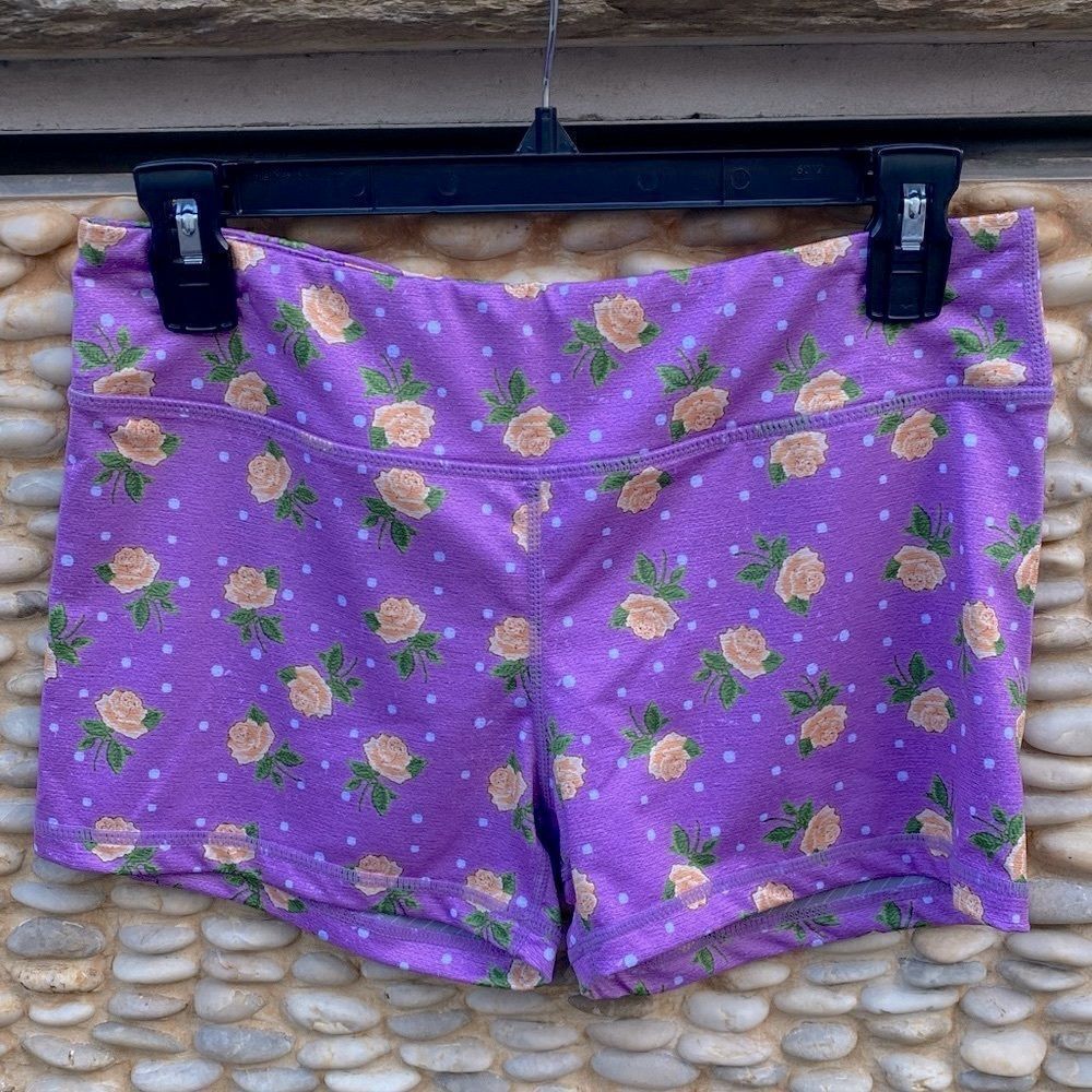 IAB MFG I Am Becoming Purple Floral Print 3-Inch No Ride Shorts Size L/10 EUC!